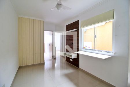 Sala de apartamento à venda com 2 quartos, 44m² em Jardim Sílvia, Santo André