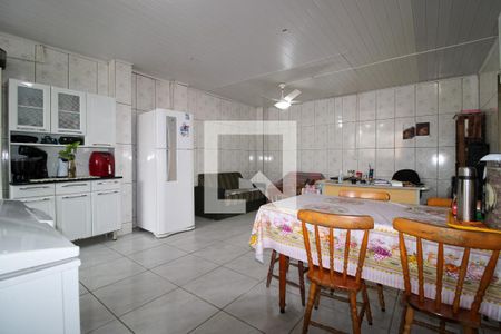 Cozinha de casa à venda com 3 quartos, 250m² em Niterói, Canoas