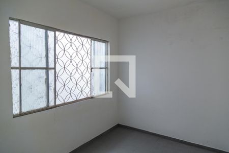 Quarto de casa para alugar com 2 quartos, 120m² em São Miguel, São Gonçalo