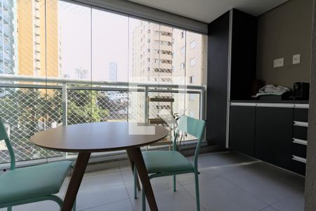 Sacada de apartamento à venda com 2 quartos, 72m² em Perdizes, São Paulo