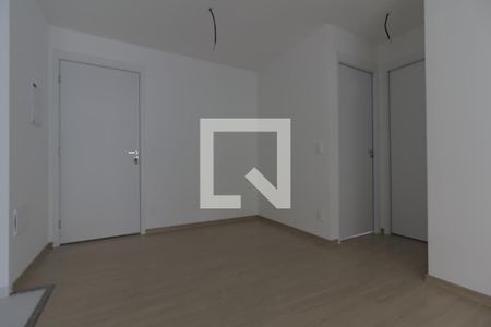 Sala de apartamento para alugar com 2 quartos, 41m² em Parque Industrial Tomas Edson, São Paulo