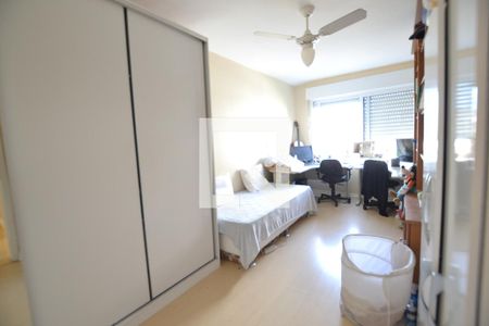 Quarto 2 de apartamento à venda com 2 quartos, 80m² em Centro Histórico, Porto Alegre