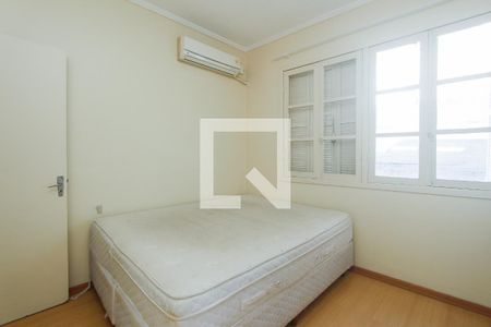 QUARTO 1 de apartamento para alugar com 2 quartos, 70m² em Bom Fim, Porto Alegre