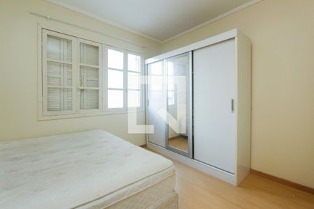 QUARTO 1 de apartamento para alugar com 2 quartos, 70m² em Bom Fim, Porto Alegre