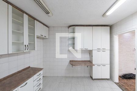 Cozinha de casa para alugar com 2 quartos, 85m² em Vila Bertioga, São Paulo