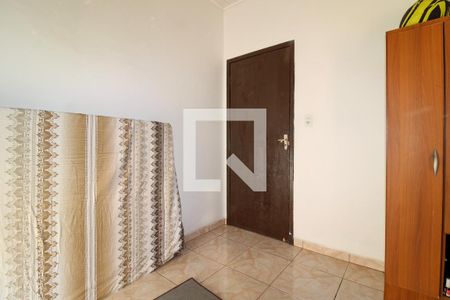 Quarto 1 de casa à venda com 4 quartos, 220m² em Mathias Velho, Canoas