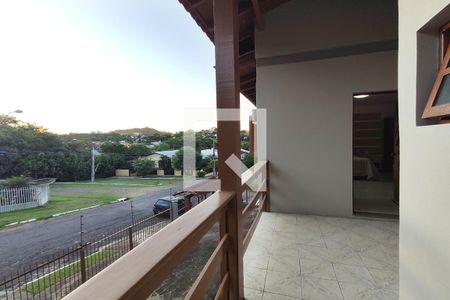 Casa para alugar com 284m², 3 quartos e 5 vagas Casa para alugar com 284m², 3 quartos e 5 vagasSacada da Suíte 1