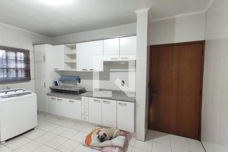 Casa para alugar com 284m², 3 quartos e 5 vagas Casa para alugar com 284m², 3 quartos e 5 vagasÁrea de Serviço
