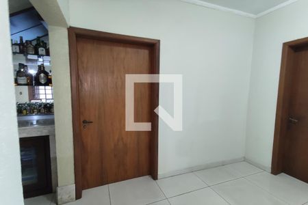 Casa para alugar com 284m², 3 quartos e 5 vagas Casa para alugar com 284m², 3 quartos e 5 vagasHall