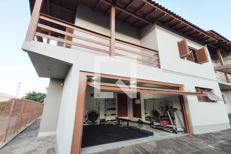 Casa para alugar com 284m², 3 quartos e 5 vagas Casa para alugar com 284m², 3 quartos e 5 vagasFachada