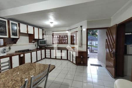 Casa para alugar com 284m², 3 quartos e 5 vagas Casa para alugar com 284m², 3 quartos e 5 vagasCozinha