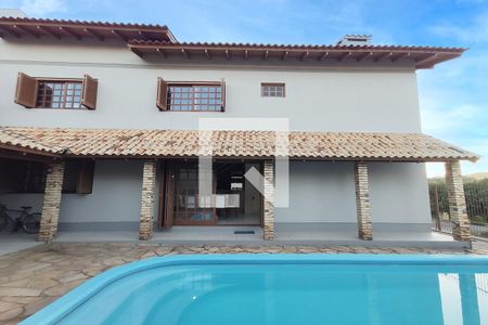 Casa para alugar com 284m², 3 quartos e 5 vagas Casa para alugar com 284m², 3 quartos e 5 vagasArea esterna - Picina