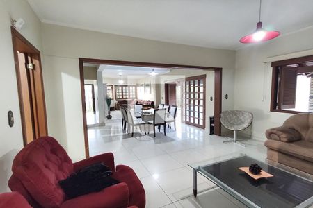 Casa para alugar com 284m², 3 quartos e 5 vagas Casa para alugar com 284m², 3 quartos e 5 vagasSala de Estar 2