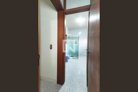 Casa para alugar com 284m², 3 quartos e 5 vagas Casa para alugar com 284m², 3 quartos e 5 vagasBanheiro da Suíte 1