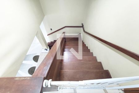 Casa para alugar com 284m², 3 quartos e 5 vagas Casa para alugar com 284m², 3 quartos e 5 vagasCorredor