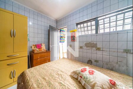 Casa para alugar com 280m², 4 quartos e 2 vagas Casa para alugar com 280m², 4 quartos e 2 vagasQuarto