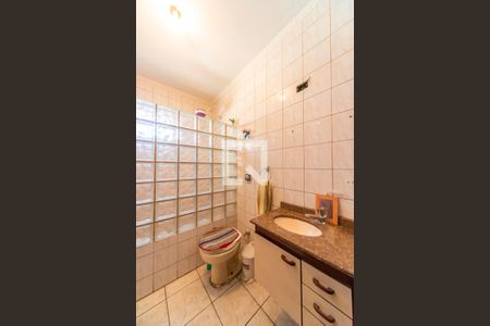 Banheiro de casa à venda com 4 quartos, 280m² em Parque das Nações, Santo André