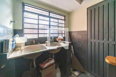 Casa para alugar com 280m², 4 quartos e 2 vagas Casa para alugar com 280m², 4 quartos e 2 vagasÁrea de Serviço