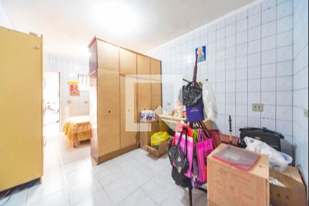 Casa para alugar com 280m², 4 quartos e 2 vagas Casa para alugar com 280m², 4 quartos e 2 vagasQuarto