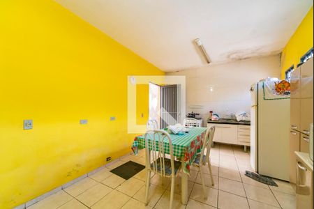 Casa para alugar com 280m², 4 quartos e 2 vagas Casa para alugar com 280m², 4 quartos e 2 vagasCozinha da Casa 2