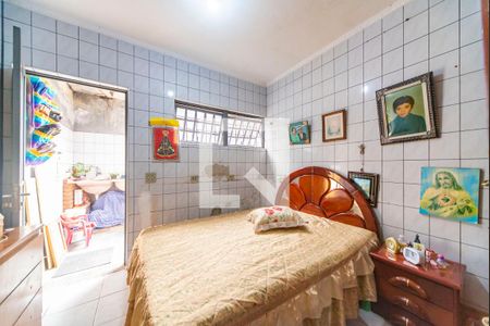 Casa para alugar com 280m², 4 quartos e 2 vagas Casa para alugar com 280m², 4 quartos e 2 vagasQuarto