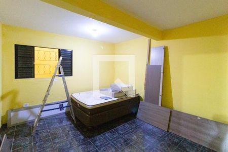 Quarto 2 de casa à venda com 2 quartos, 150m² em Santa Maria, Osasco