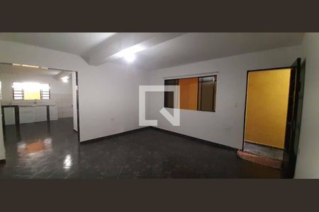 Sala de casa para alugar com 2 quartos, 175m² em Santa Maria, Osasco