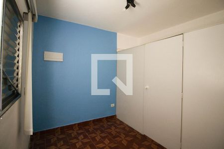 Quarto 2 de casa para alugar com 3 quartos, 110m² em Jardim Três Marias, São Paulo