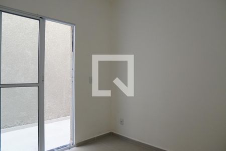 Quarto 2 de kitnet/studio para alugar com 2 quartos, 47m² em Parada Inglesa, São Paulo