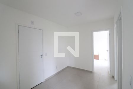 Sala/Cozinha de apartamento para alugar com 2 quartos, 37m² em Parada Inglesa, São Paulo