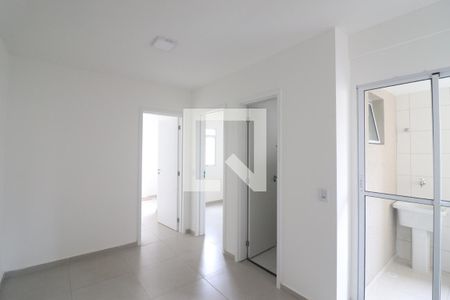 Sala/Cozinha de apartamento para alugar com 2 quartos, 37m² em Parada Inglesa, São Paulo