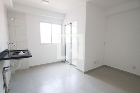 sala/ cozinha de apartamento para alugar com 1 quarto, 33m² em Parada Inglesa, São Paulo