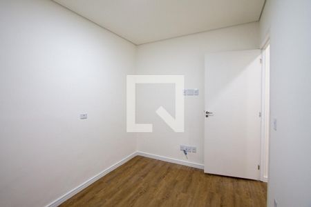 Quarto 2 de casa para alugar com 2 quartos, 75m² em Jardim das Flores, Osasco