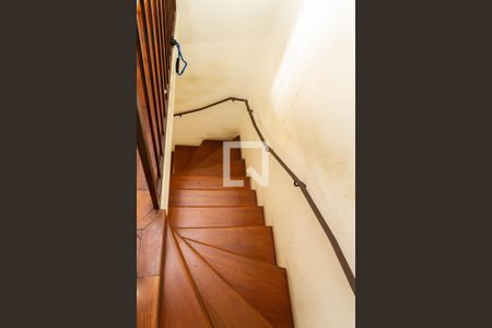 Escada de casa à venda com 3 quartos, 300m² em Anchieta, São Bernardo do Campo