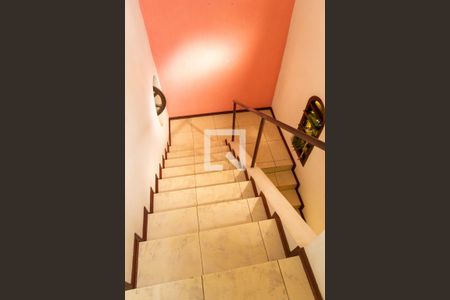 Escada do hall de casa à venda com 3 quartos, 300m² em Anchieta, São Bernardo do Campo