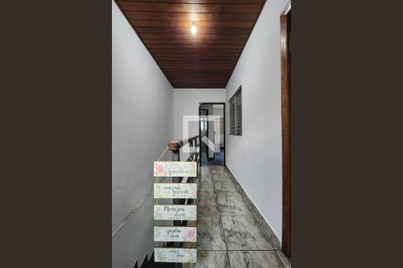 Corredor de casa à venda com 5 quartos, 250m² em Osvaldo Cruz, São Caetano do Sul
