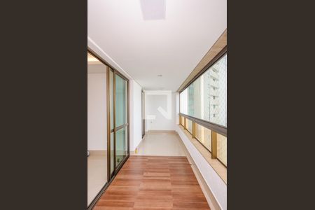 Varanda da Sala de apartamento para alugar com 4 quartos, 154m² em Vila da Serra, Nova Lima