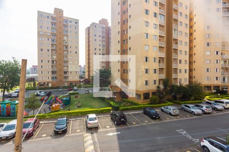 Vista  de apartamento à venda com 2 quartos, 60m² em Piratininga, Osasco