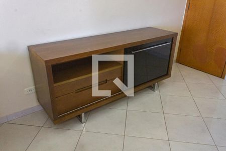 Sala de apartamento para alugar com 2 quartos, 103m² em Tupi, Praia Grande