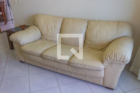 Sala de apartamento para alugar com 2 quartos, 103m² em Tupi, Praia Grande