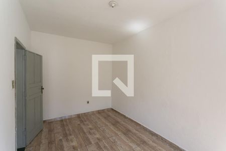 Quarto 1 de casa para alugar com 2 quartos, 70m² em Paraíso, Belo Horizonte