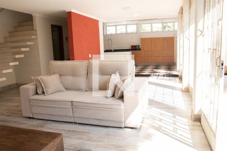Sala de casa para alugar com 3 quartos, 300m² em Tremembé, São Paulo