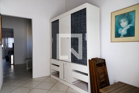 Closet de apartamento para alugar com 1 quarto, 85m² em Itapuã, Salvador