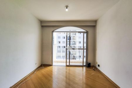 Sala de apartamento para alugar com 3 quartos, 73m² em Vila Suzana, São Paulo