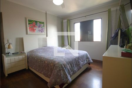 Apartamento à venda com 185m², 3 quartos e 4 vagas Apartamento à venda com 185m², 3 quartos e 4 vagasQuarto 2