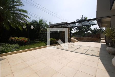 Apartamento à venda com 185m², 3 quartos e 4 vagas Apartamento à venda com 185m², 3 quartos e 4 vagasÁrea comum