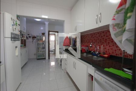Apartamento à venda com 185m², 3 quartos e 4 vagas Apartamento à venda com 185m², 3 quartos e 4 vagasCozinha