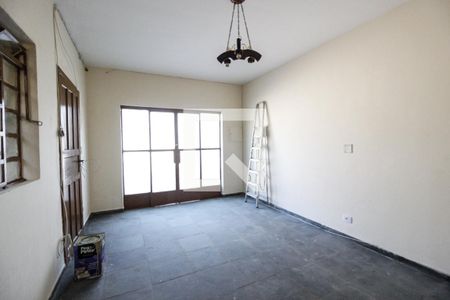 Sala de casa para alugar com 2 quartos, 160m² em Vila Guedes, São Paulo