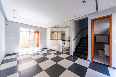 Casa de condomínio à venda com 110m², 2 quartos e 2 vagasSala