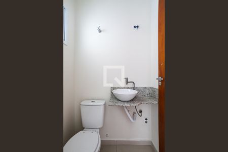 Lavabo de casa à venda com 3 quartos, 137m² em Vila Pires, Santo André